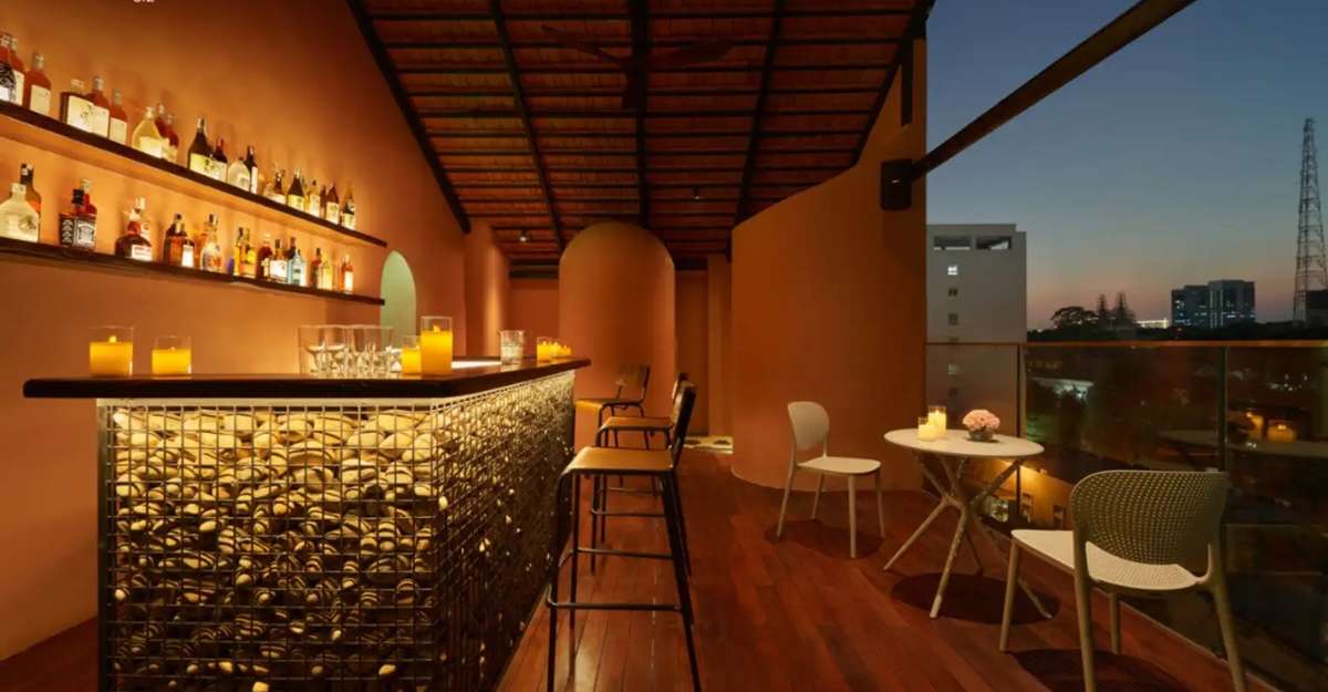 Sil Rooftop Bar tại Silverland Sil Hotel and Spa