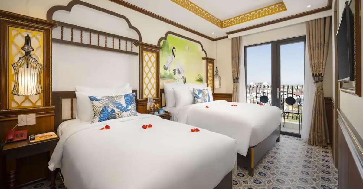 Triple Balcony River View tại Hoi An Babylon Riverside Hotel & Spa
