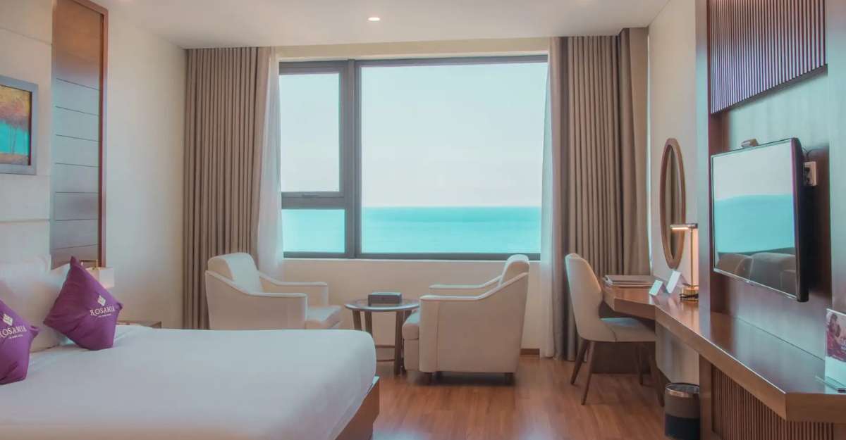Thiết kế tinh tế với gam màu trầm ấm tại Rosamia Danang Hotel