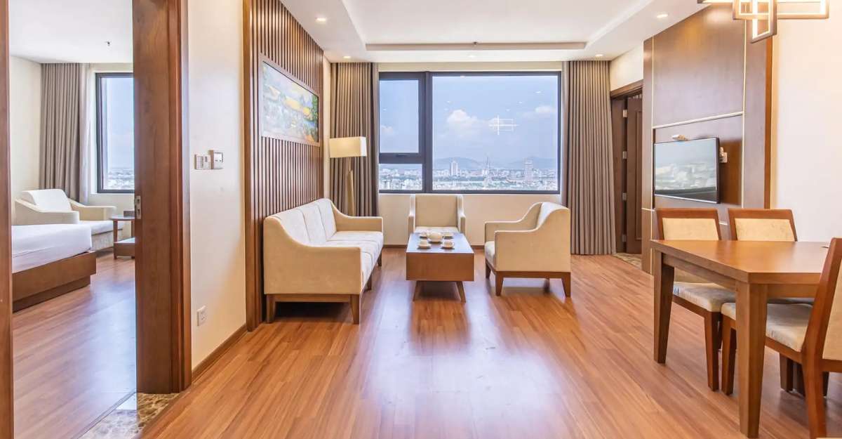 Không gian phòng Family Suite City View tại Rosamia Danang Hotel