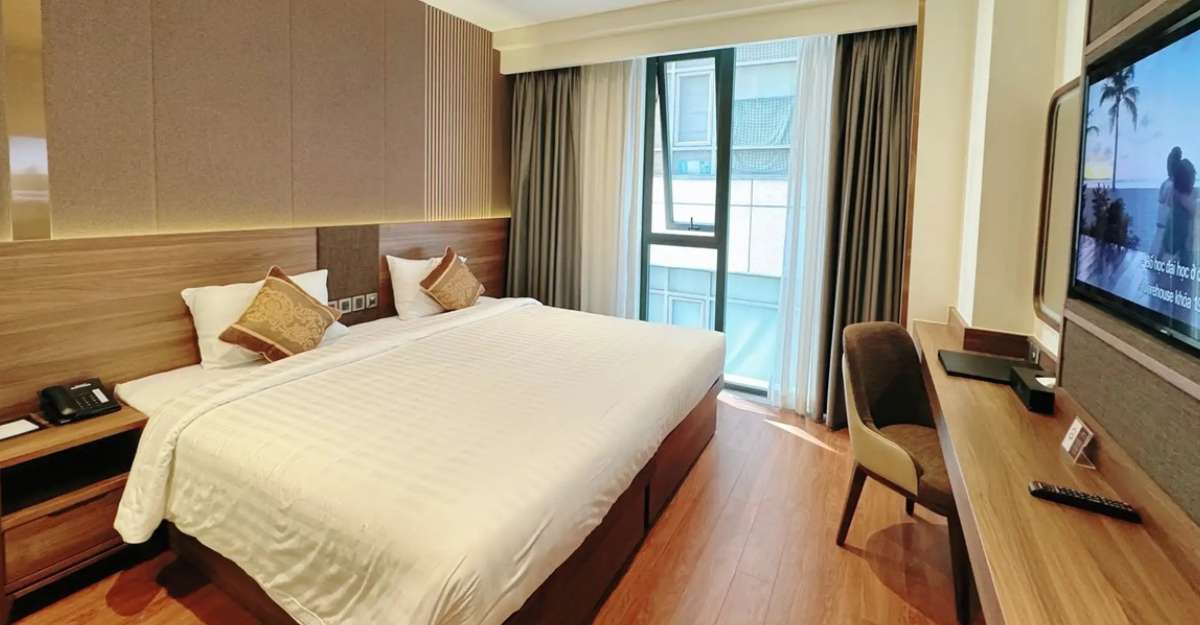 Phòng Deluxe Double Window - Single tại Northern Charm Hotel