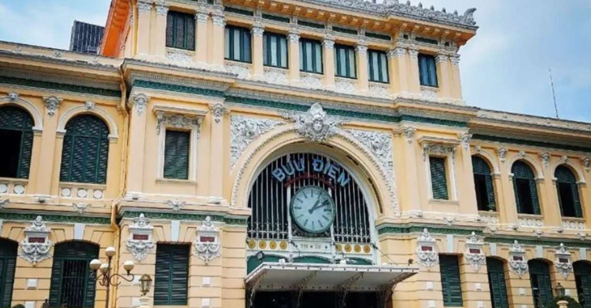 Bưu điện Thành phố