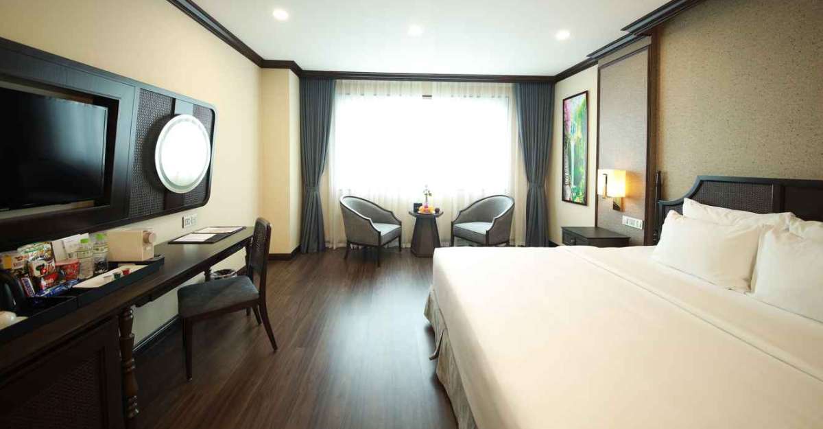 Grand Deluxe Double with balcony tại Ninh Binh Legend Hotel