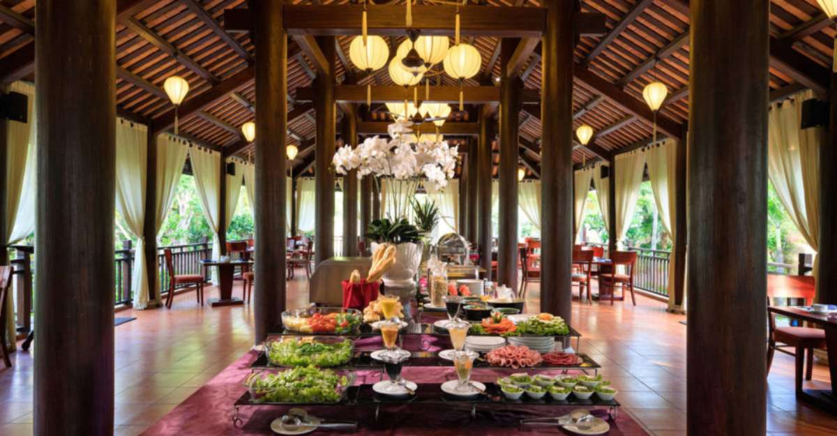 Không gian của Pavilion Lounge tại Mulberry Collection Silk Village