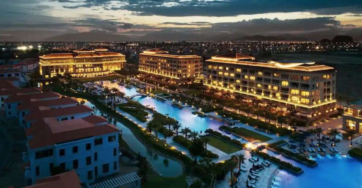 Ảnh Sheraton Grand Danang Resort & Convention Center nhìn từ trên cao