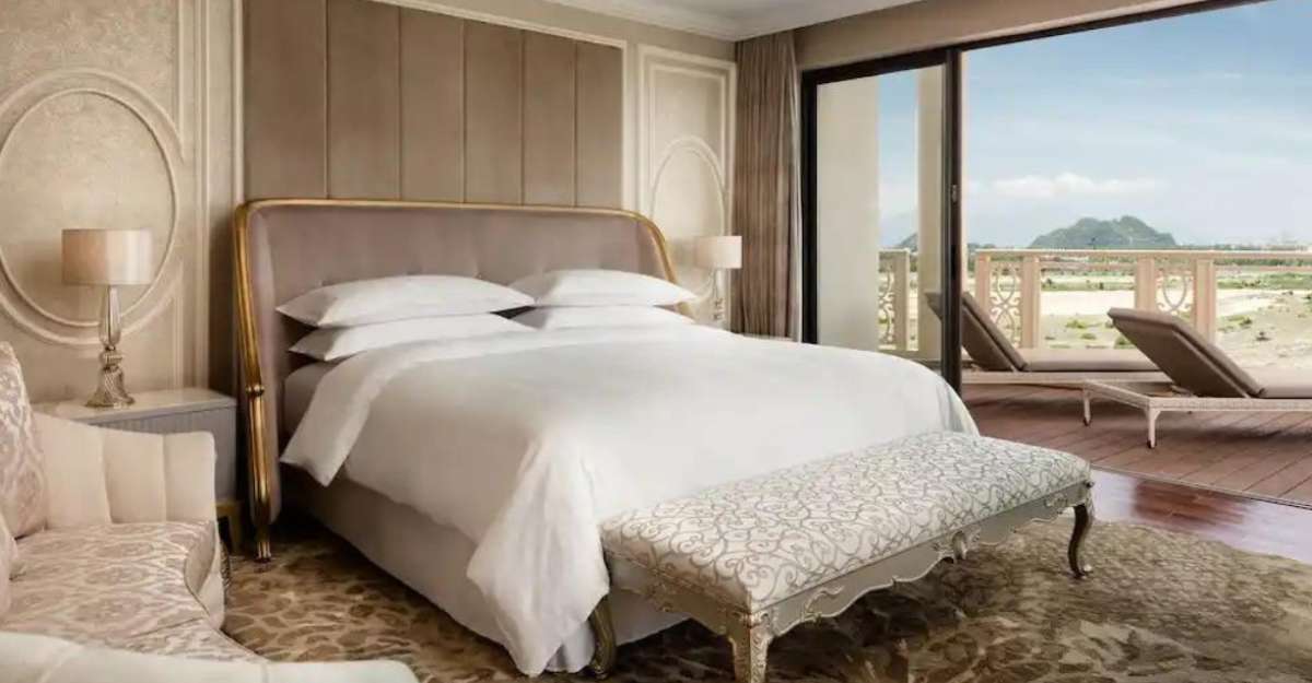 Suite 2 Bedrooms là hạng phòng có diện tích lớn nhất resort Sheraton Grand Danang Resort & Convention Center