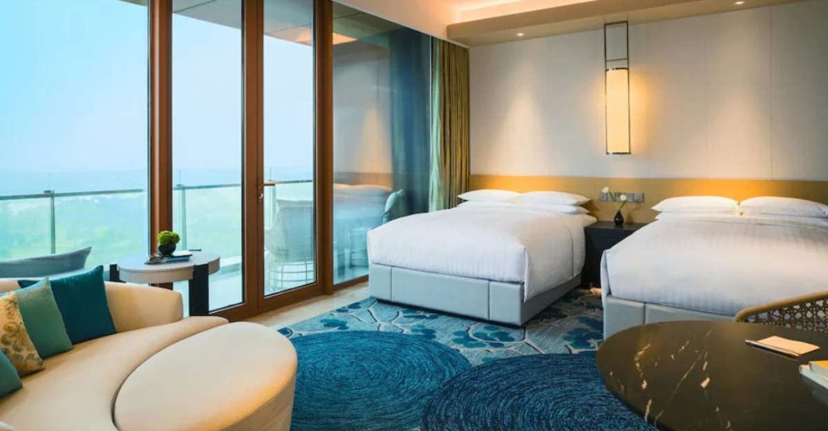 Phòng 2 Double Beds Balcony Mountain View của khách sạn Renaissance Suzhou Taihu Lake Hotel