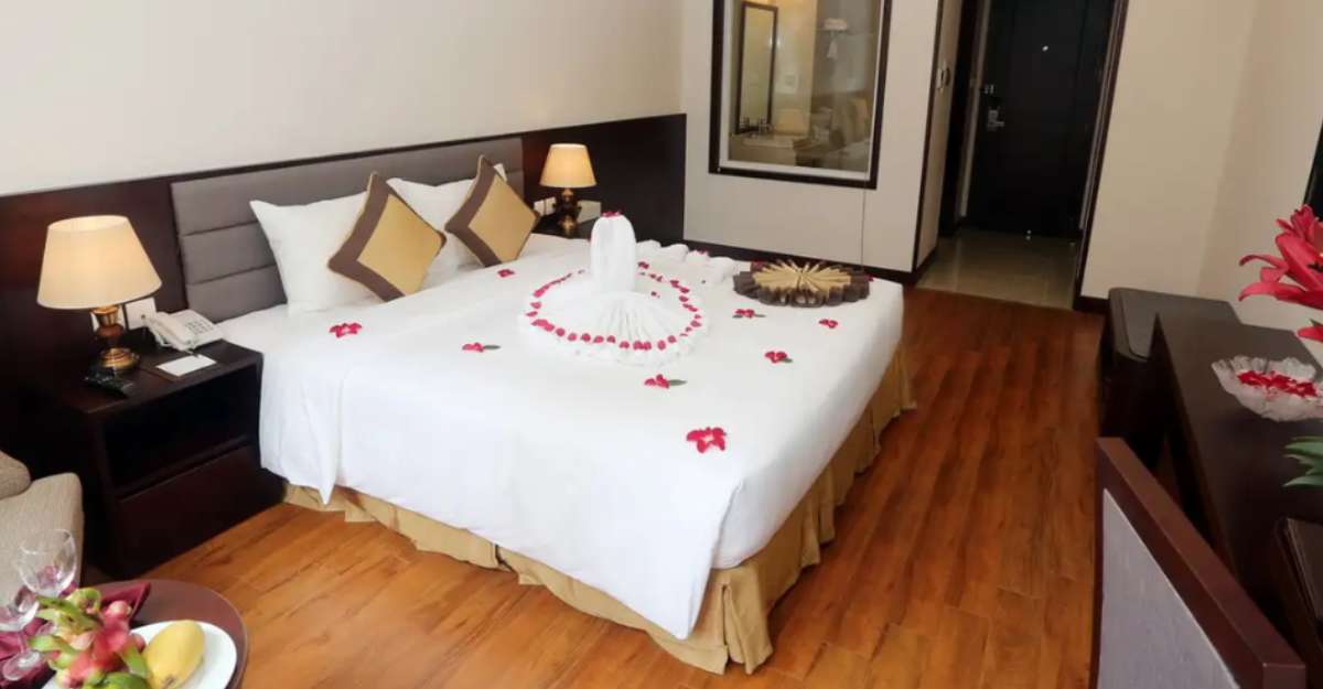 Junior Suite tại Lenid Hotel Tho Nhuom