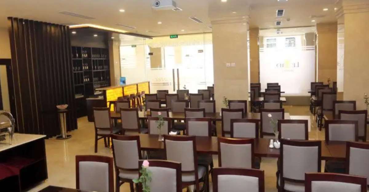 Nhà hàng Lenid tại Lenid Hotel Tho Nhuom