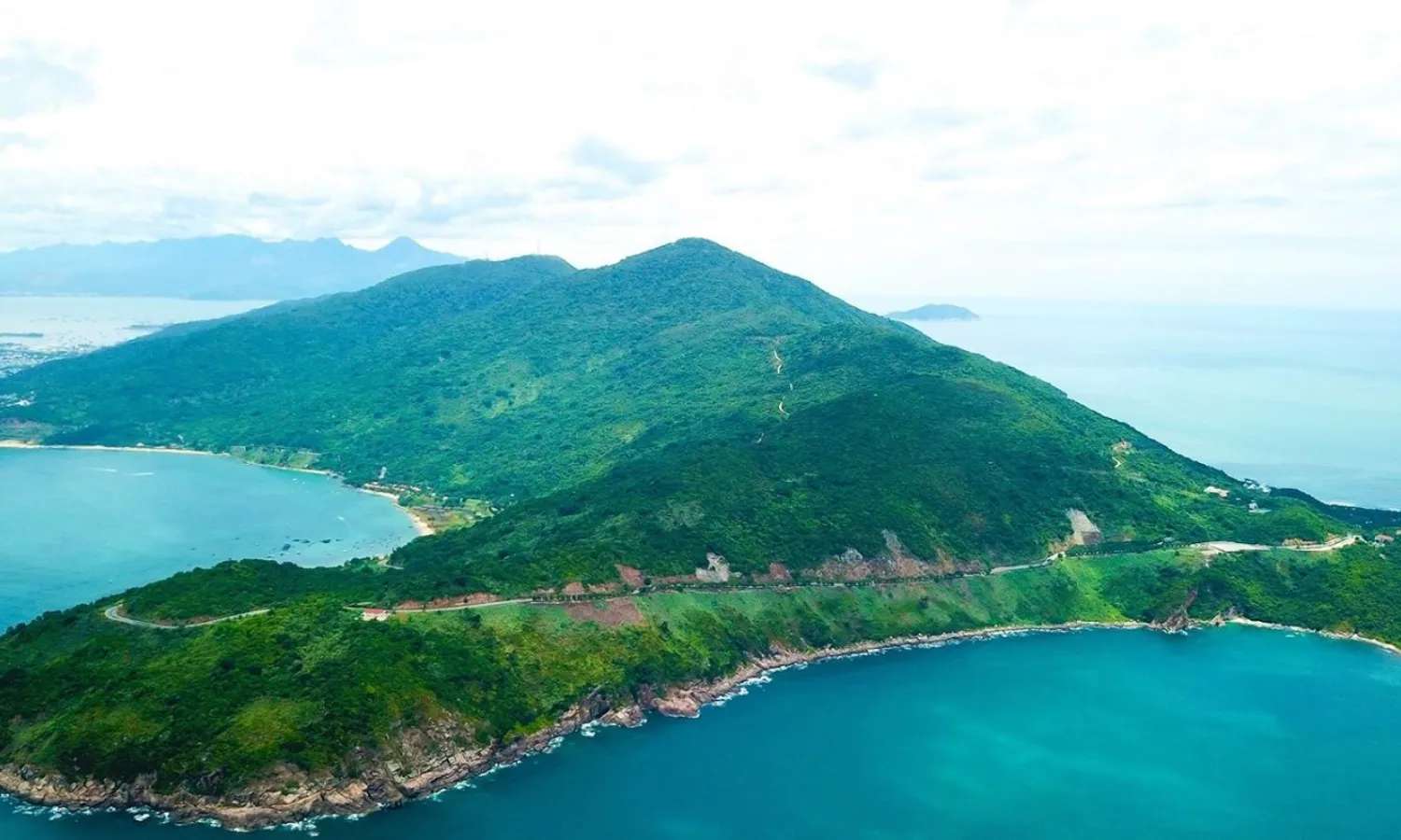 chơi dù lượn ở đà nẵng