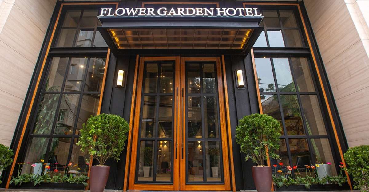 Ảnh Flower Garden Hotel từ bên ngoài