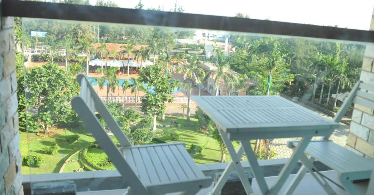 Luxury Double Sea View tại New Wave Hotel Vũng Tàu