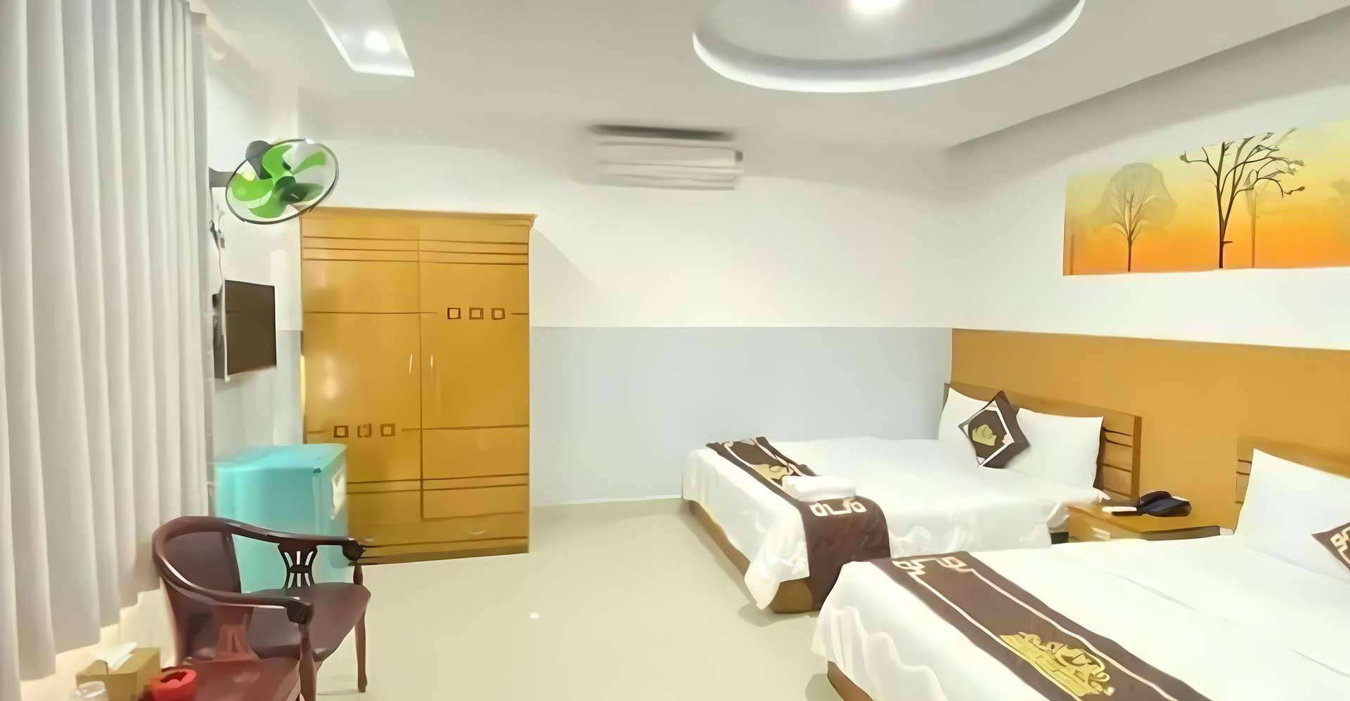 Khach san Phu Hung - khách sạn quận Tân Phú