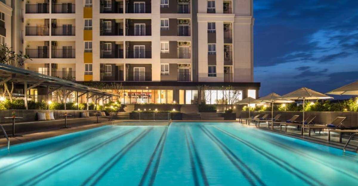 Hồ bơi tại Citadines Central Binh Duong