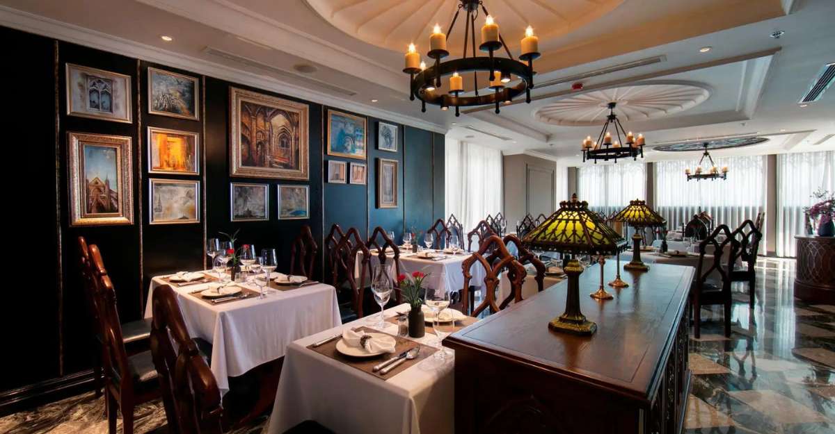 Nhà hàng tại Le Chanvre Hanoi Hotel & Spa