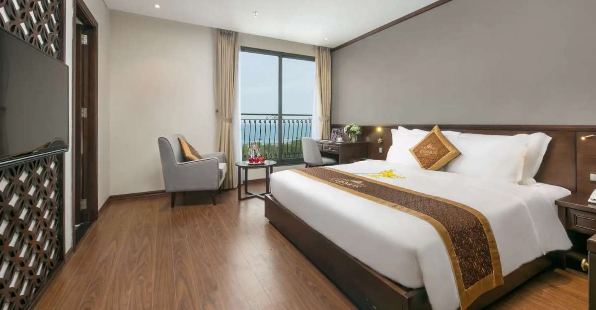 Phòng Grand Deluxe Double/twin Ocean View tại Cosmos Hotel Danang