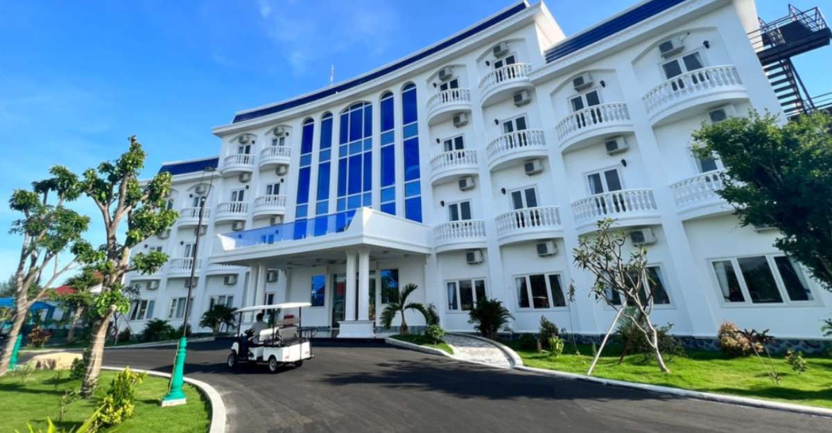 Tòa nhà chính của Hodota Cam Bình Resort and Spa - Lagi Beach