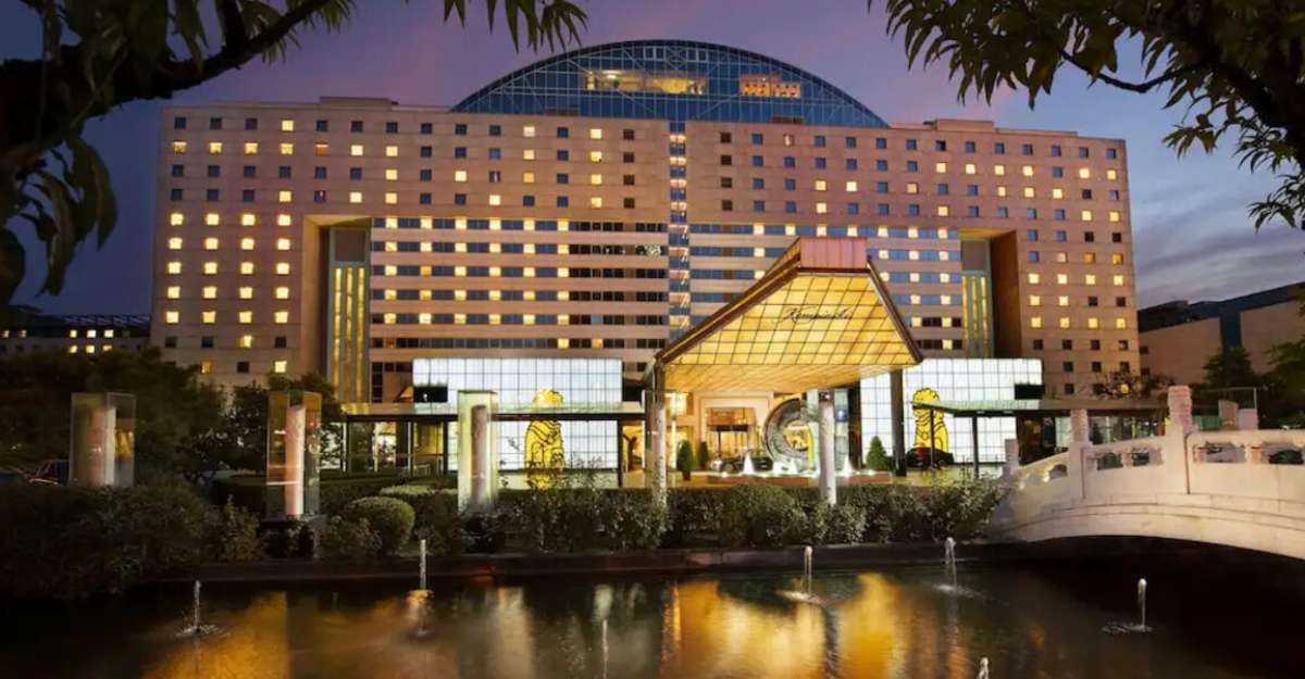 Kempinski Hotel Beijing Yansha Center - khách sạn Bắc Kinh