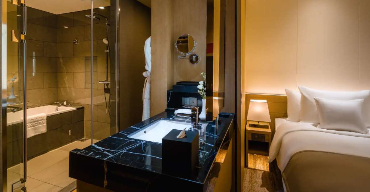 Hotel Nikko Hai Phong phòng Club 2 Twin Beds View