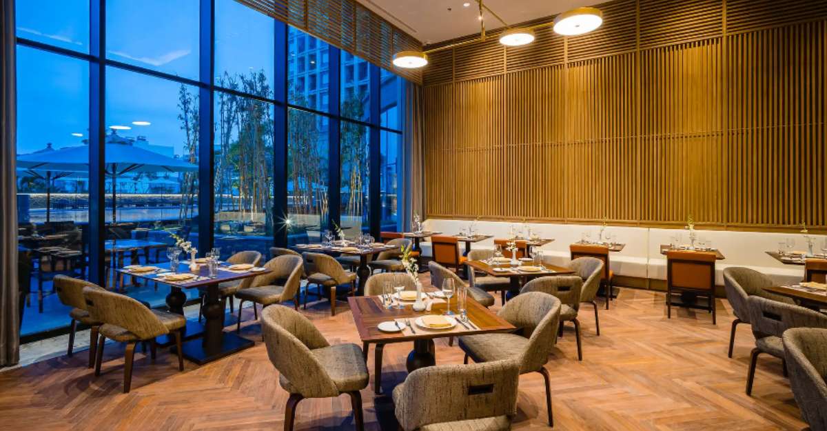 La Brasserie tại Hotel Nikko Hai Phong