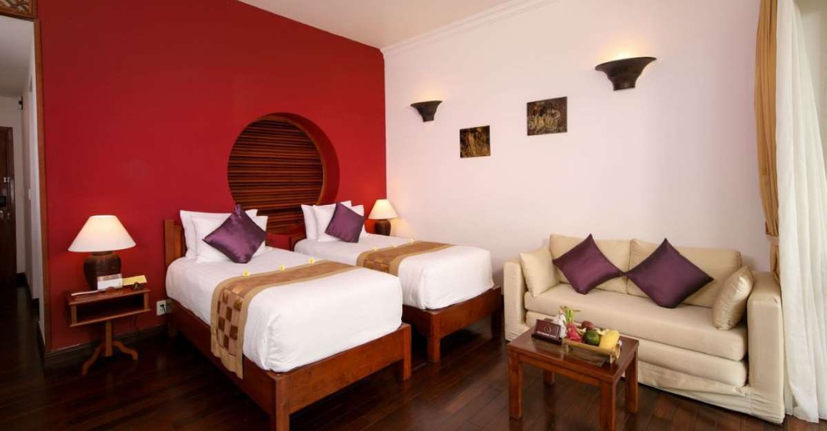 Không gian phòng Superior Twin River View tại Victoria Hoi An Beach Resort and Spa