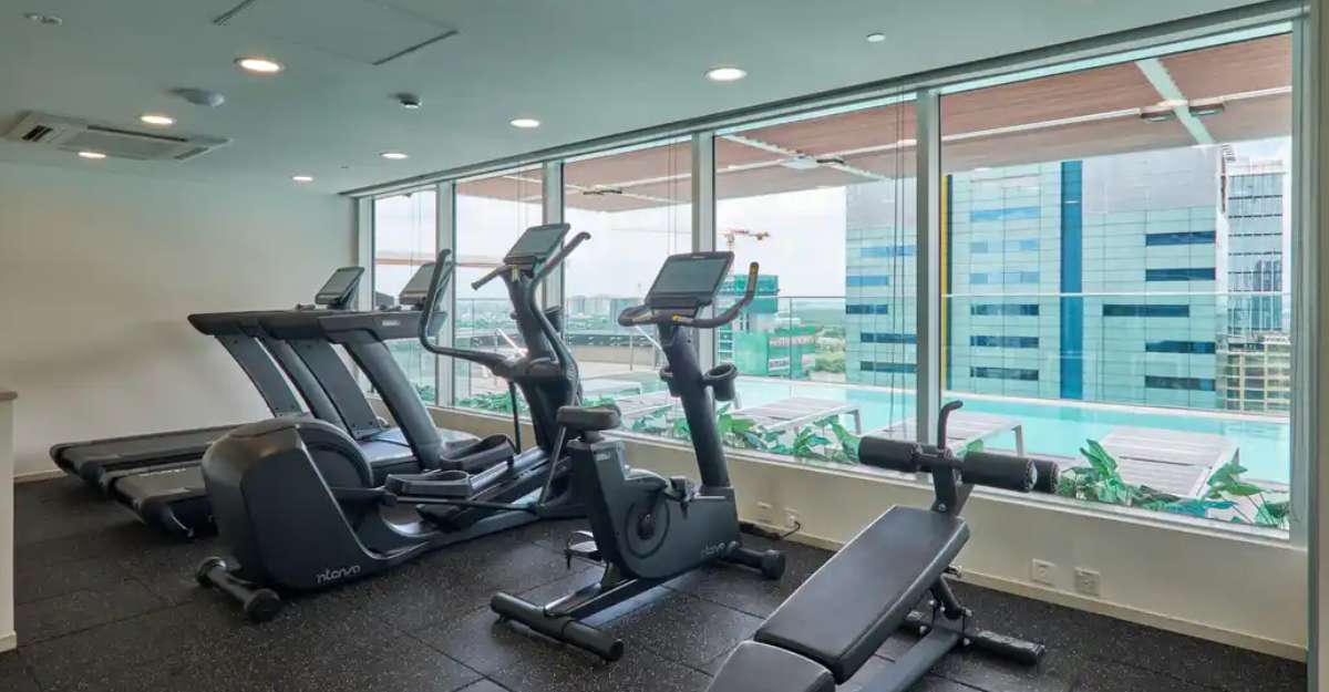 Khu vực tập thể dục cùng dàn máy hiện đại  của khách sạn Sotetsu Grand Fresa Saigon