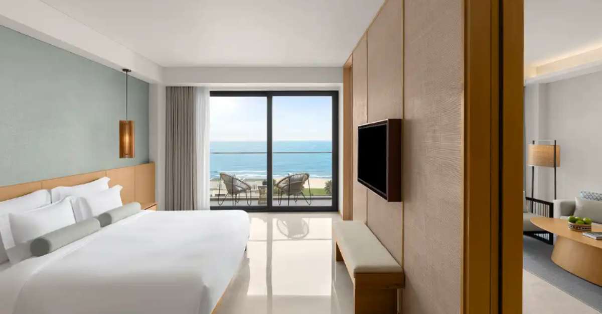 Phòng Monogram Suite Double Ocean View tại Shilla Monogram Quangnam Danang