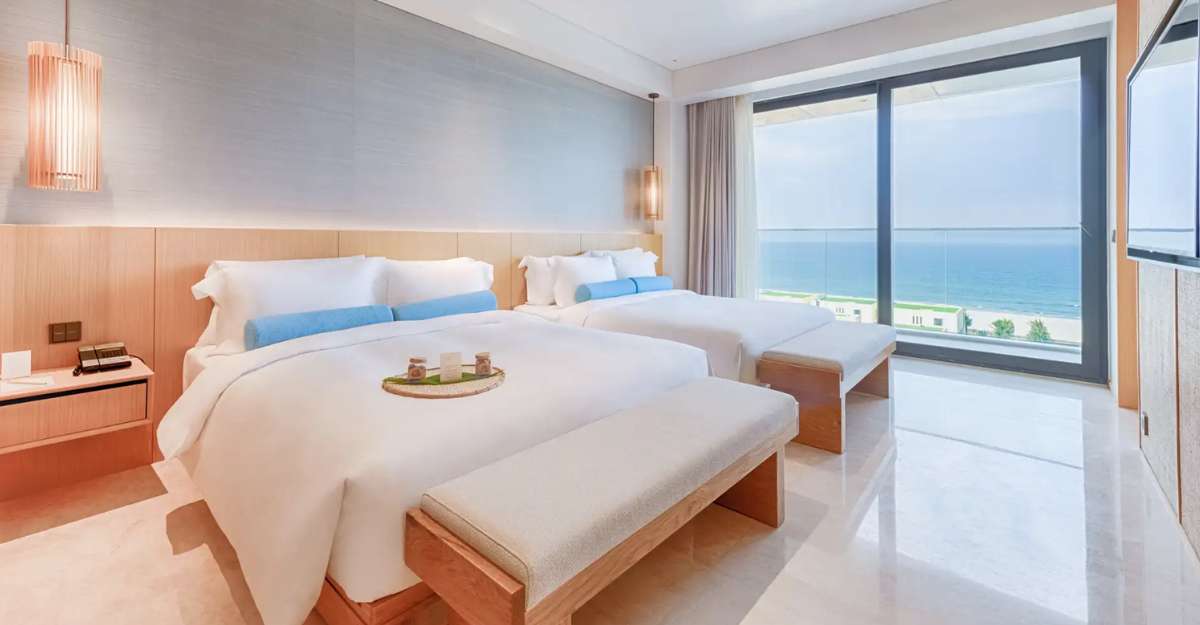 Phòng Monogram Suite Twin Ocean View tại Shilla Monogram Quangnam Danang