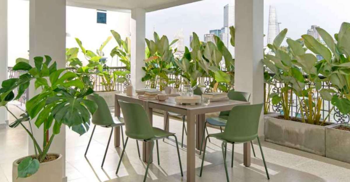 Khu vực sinh hoạt chung ở sân thượng
