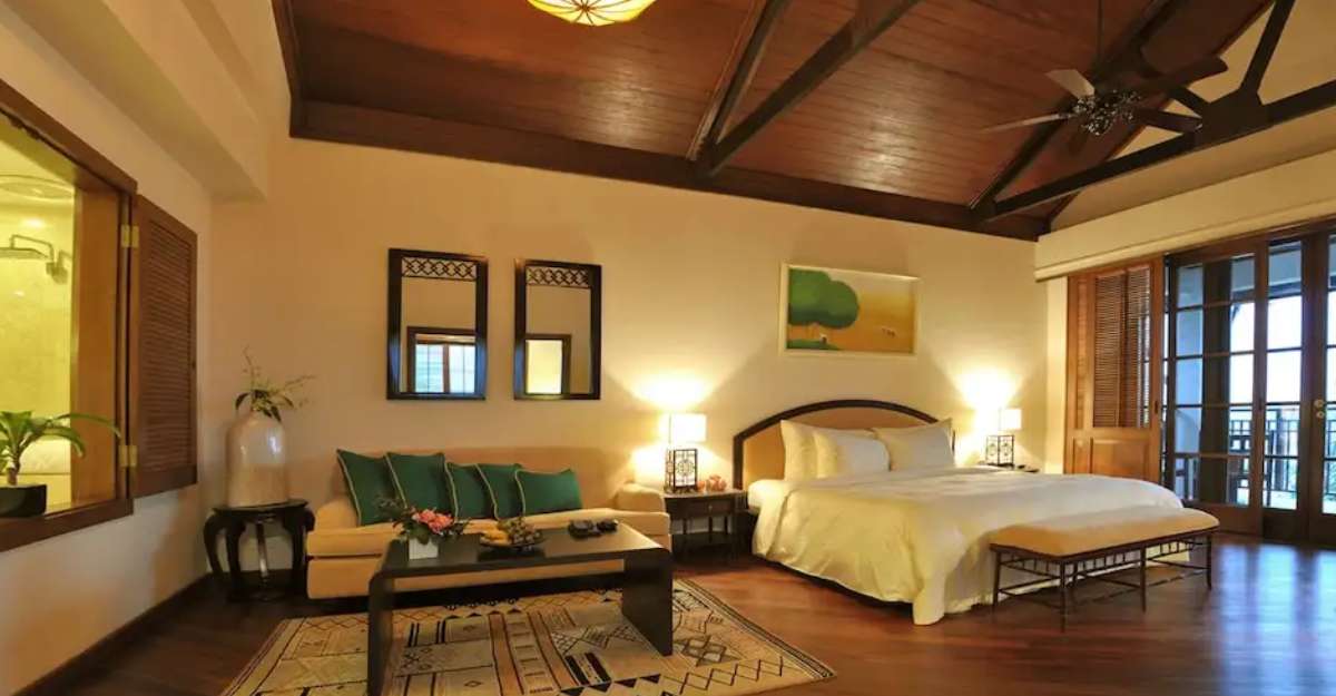 Phòng Suite Ocean Suite tại Khách sạn Furama Đà Nẵng