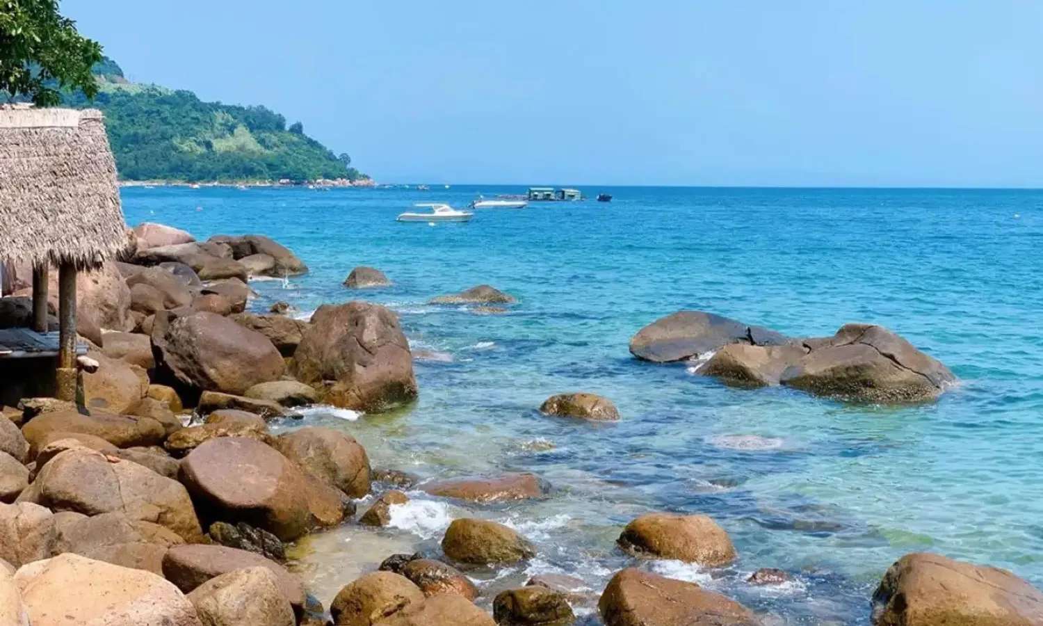 biển xanh, cát trắng tại Đà Nẵng - du lịch biển Việt Nam