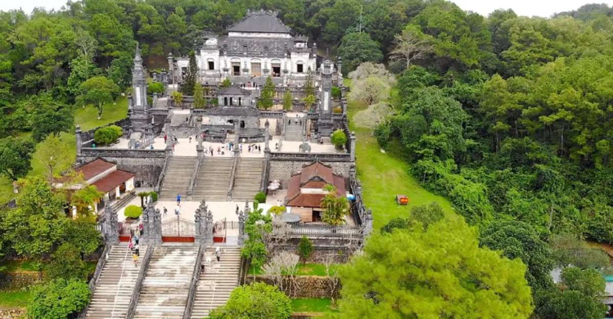 Lăng vua Khải Định