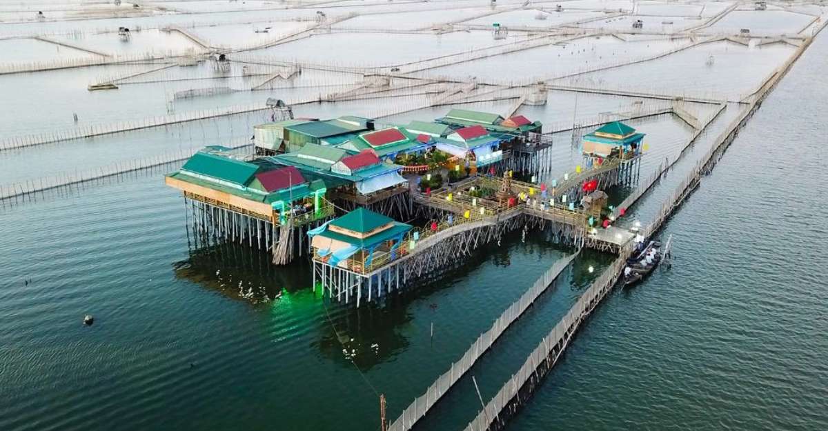 Nghe nhịp sống của làng chài biển về êm đềm trên phá Tam Giang