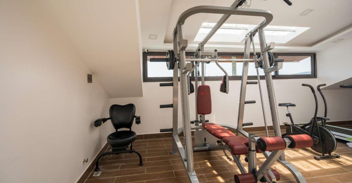 Phòng gym tại La Fleur Premium Central Apartment