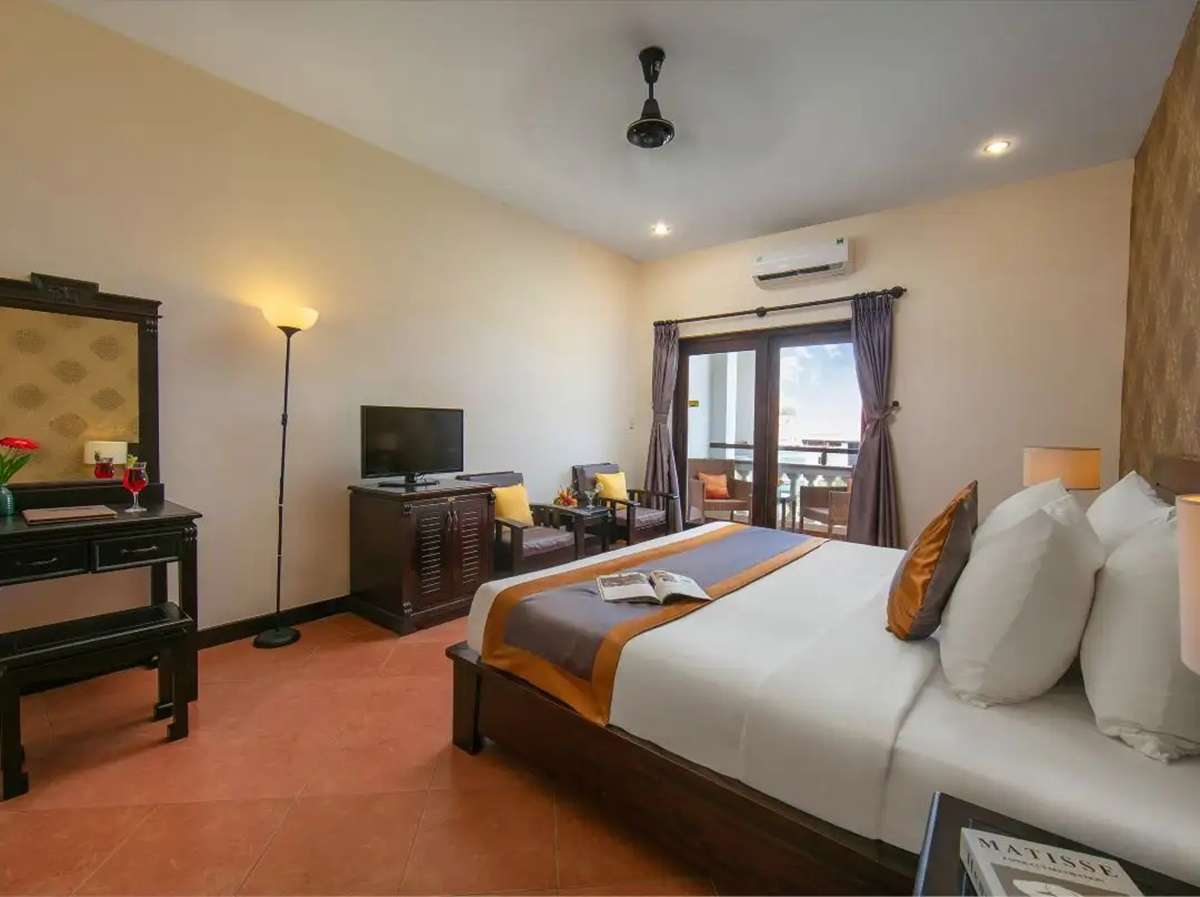 Phòng Deluxe Double Ocean View tại Sea Lion Beach Resort & Spa
