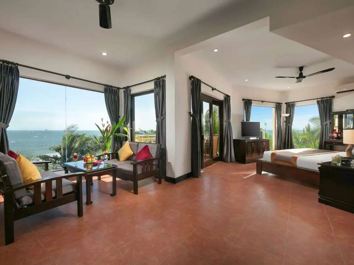 Phòng Deluxe Beachfront tại Sea Lion Beach Resort & Spa