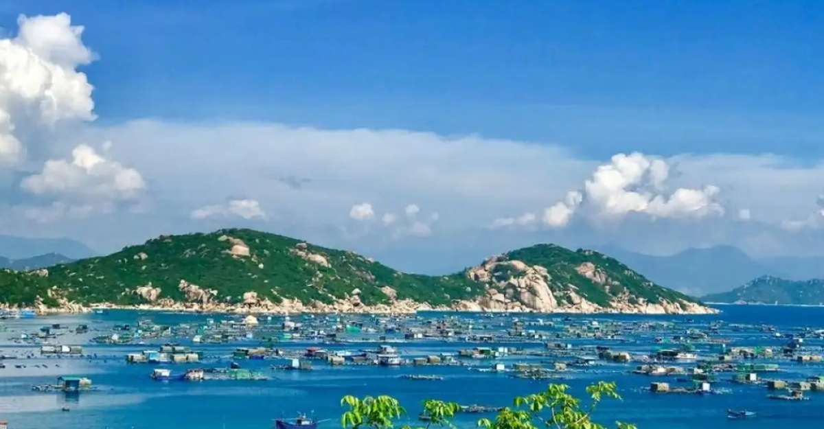 Vịnh Vĩnh Hy tại Nha Trang