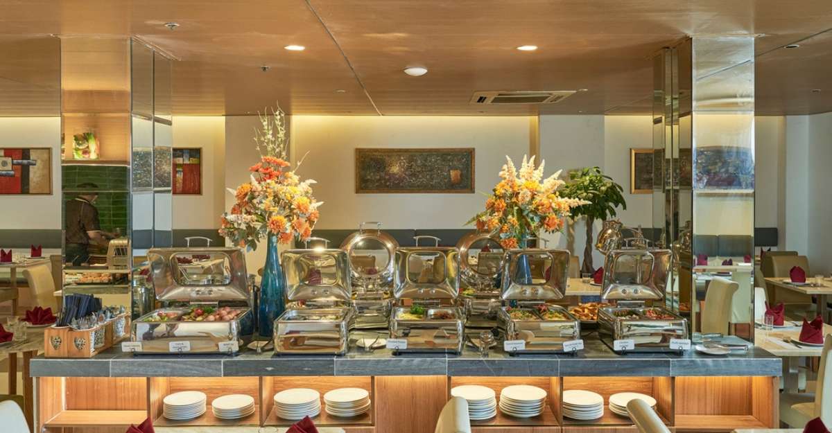 Nhà hàng tại Sky Gem Hotel - Ben Thanh