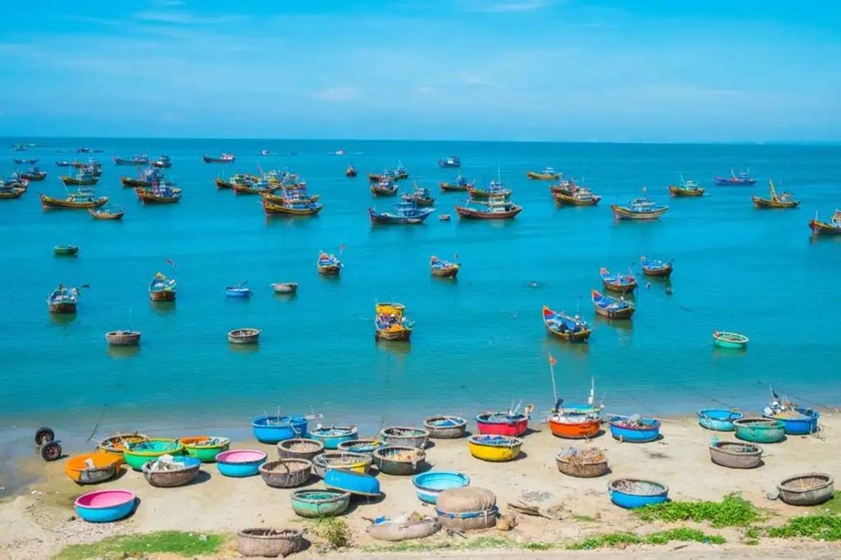 Đến làng chài Bãi Rạng khám phá cuộc sống ngư dân