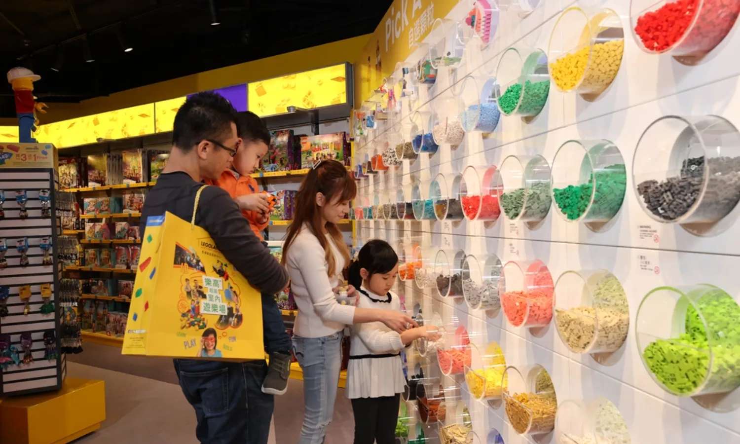 giá vé legoland discovery centre hong kong