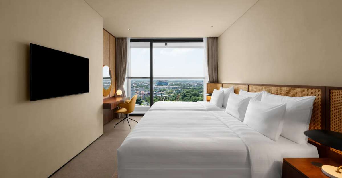 Hạng phòng Superior Family Room tại L7 West Lake Hanoi by Lotte