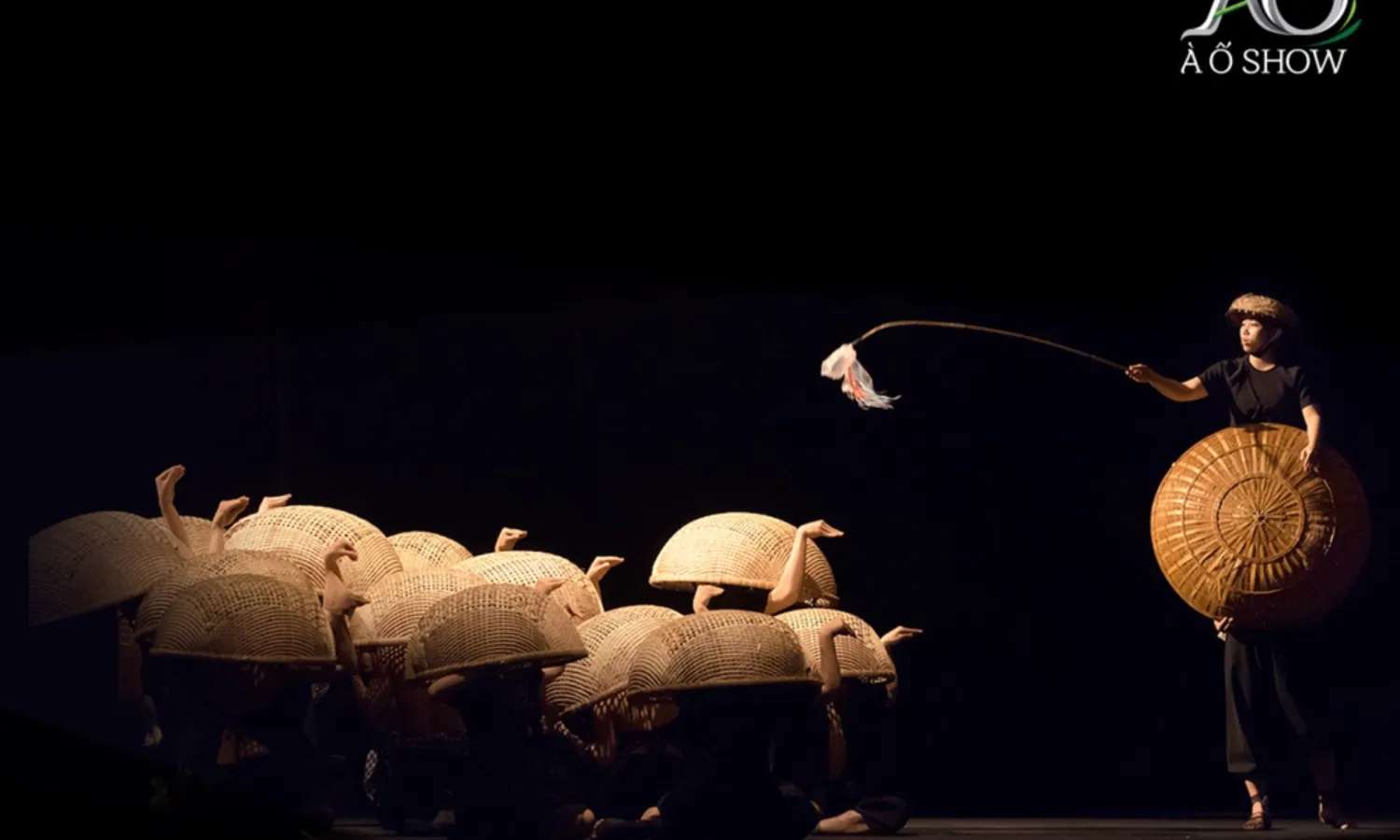 vé à ố show