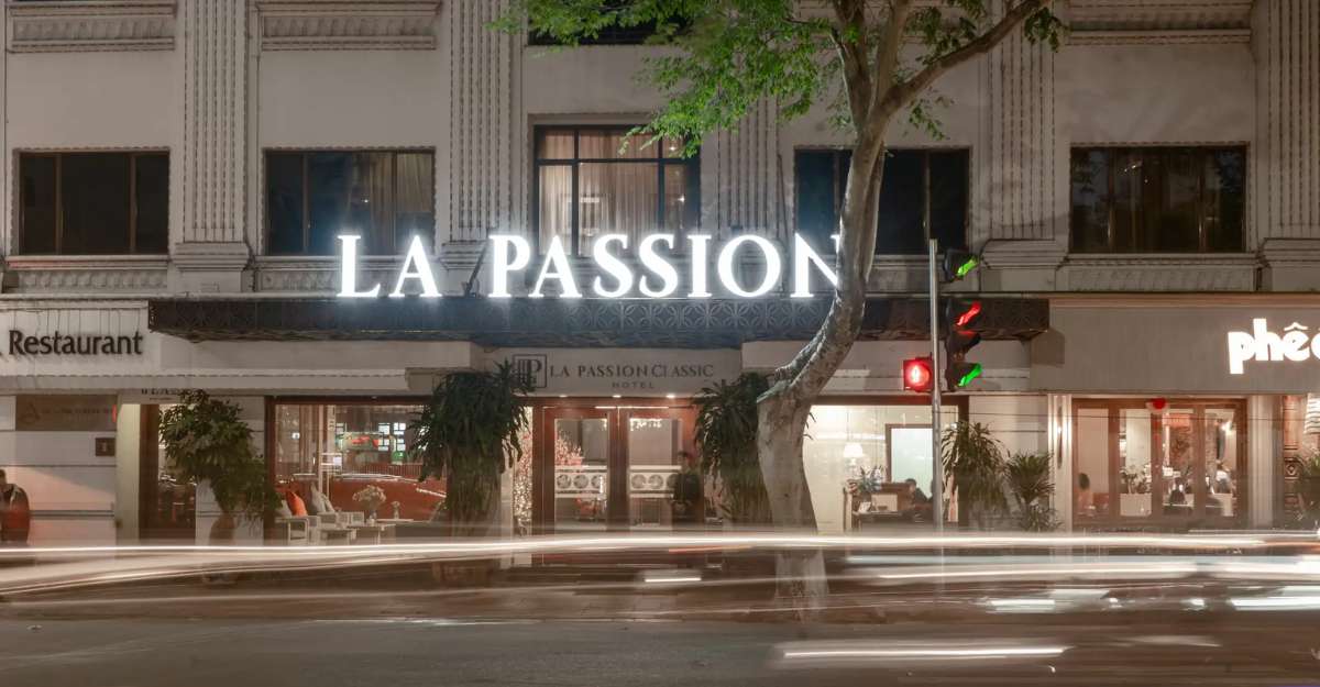 La Passion Classic nhìn từ bên ngoài