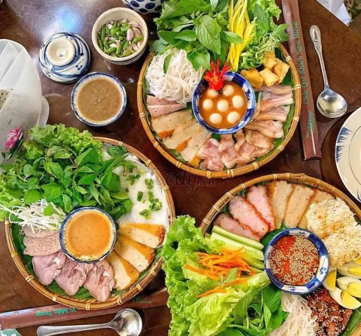 Trải Nghiệm Ẩm Thực Địa Phương Tại Nhà Hàng Trần | Đà Nẵng