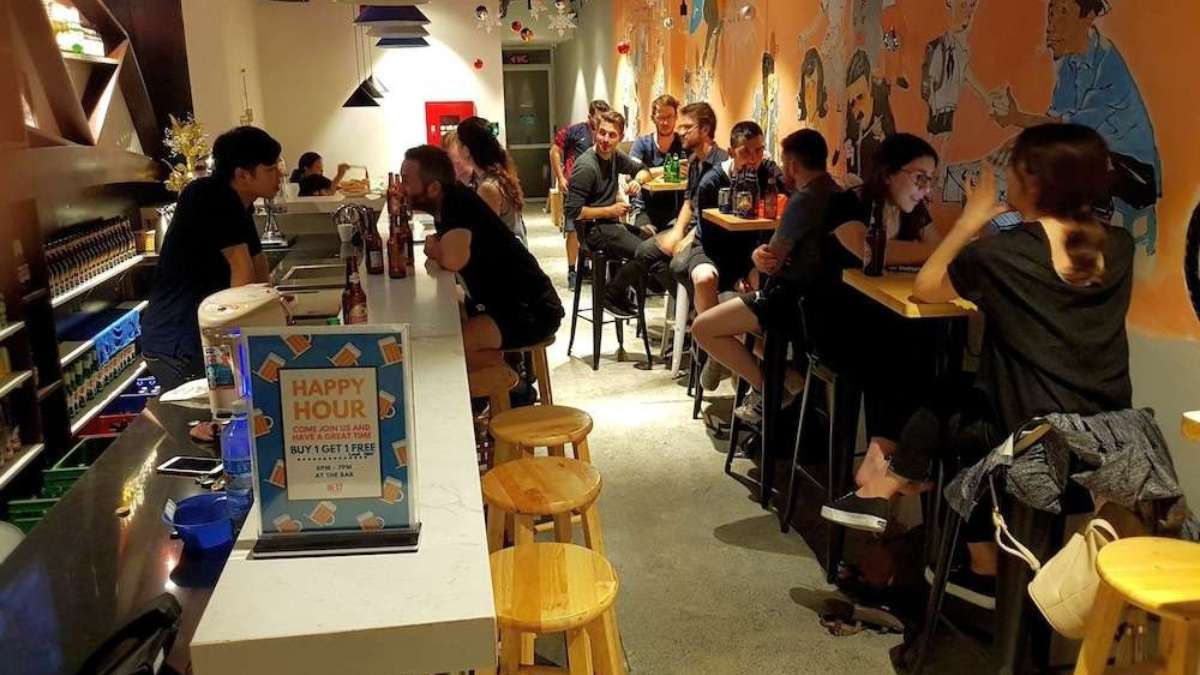 Không gian quầy bar tại Nexy Hostel