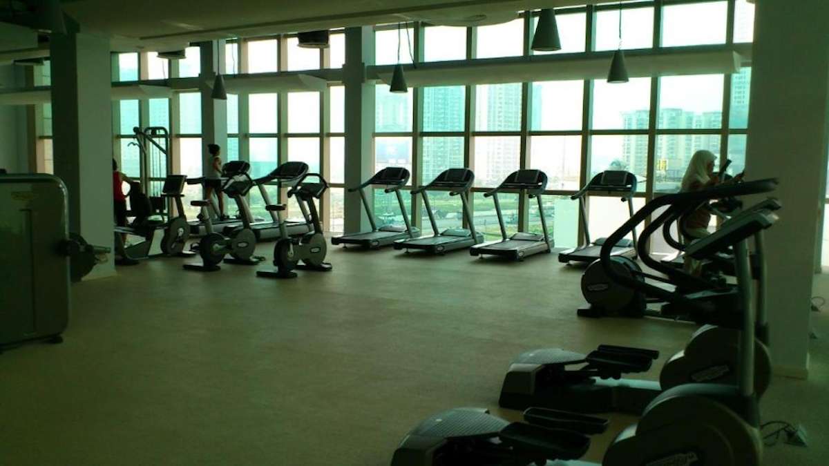 Phòng gym với vô số thiết bị hiện đại sẵn sàng cho du khách rèn luyện