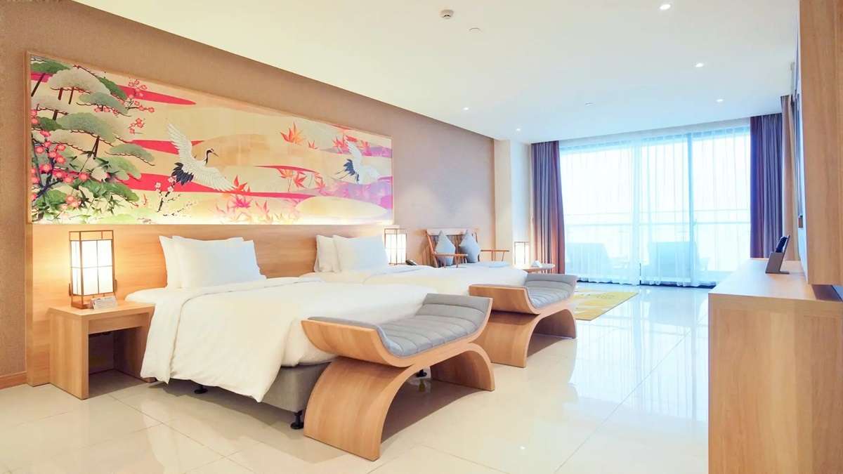 Premium Deluxe Twin Panoramic Ocean View tại Mikazuki Đà Nẵng