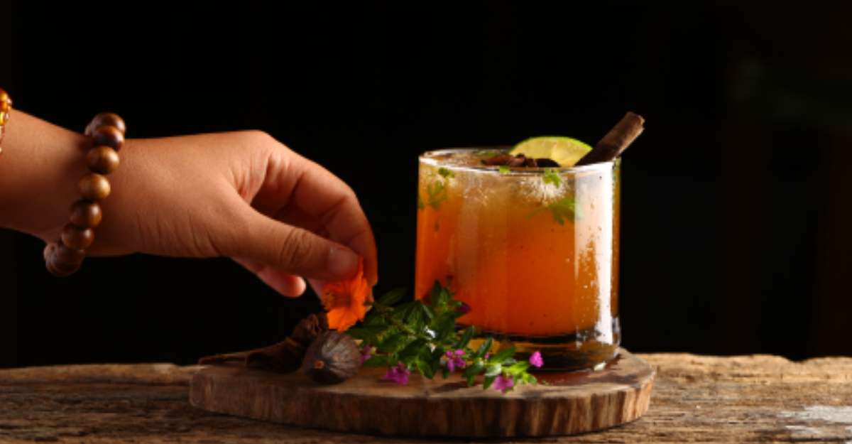 Quán bar tại Le Clos Du Fil Hotel