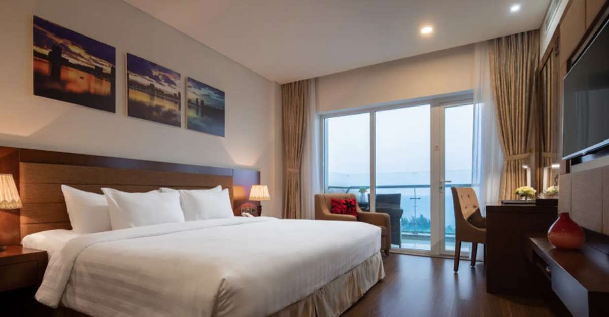 Gold Coast Hotel Resort & Spa phòng Superior Ocean View