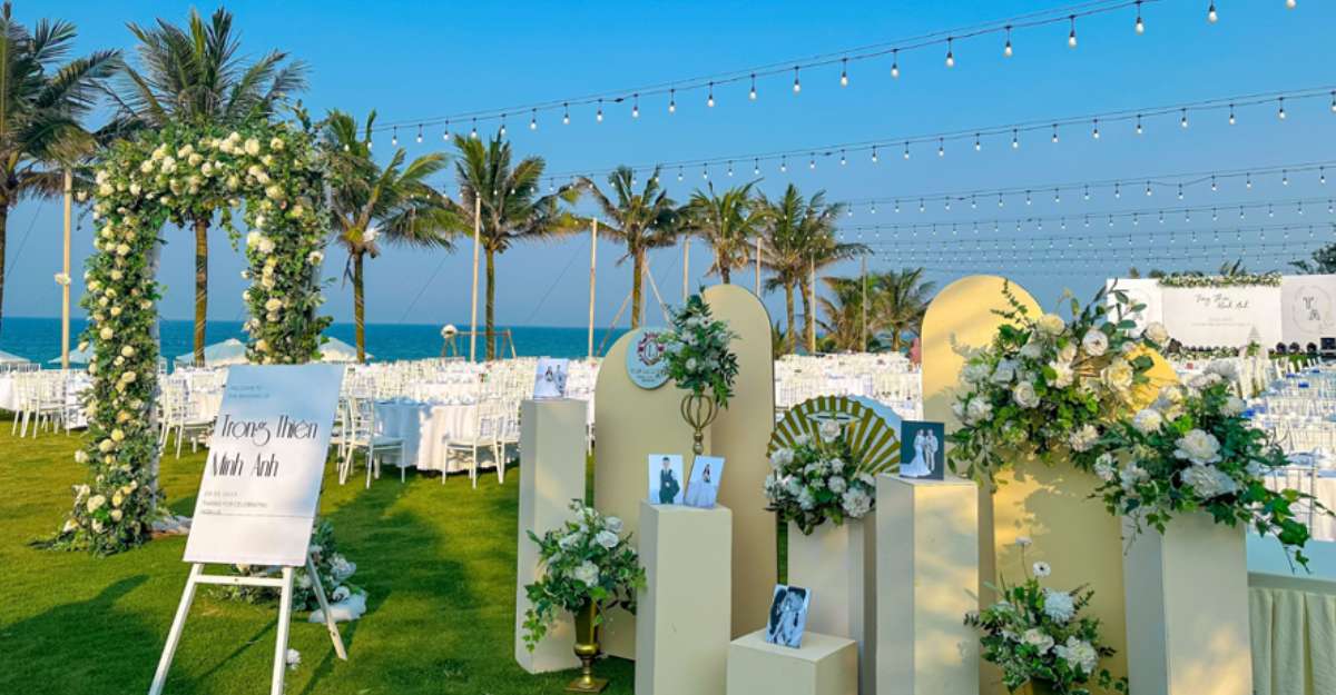 Tiệc cưới ngoài trời tại Gold Coast Hotel Resort & Spa